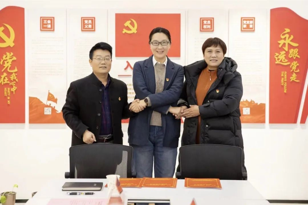 https://zy-file.dangjianrobot.com/2023/5/19/648e87c387e28c0bbfe21213cb0f1edd.jpeg
