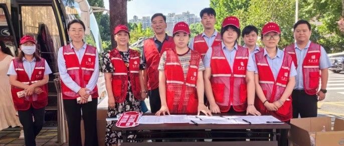 中原出版传媒集团无偿献血活动顺利进行